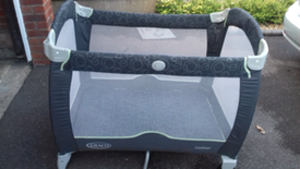 graco travel cot colourful